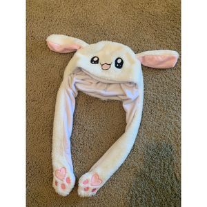 Bunny hat with ears that move